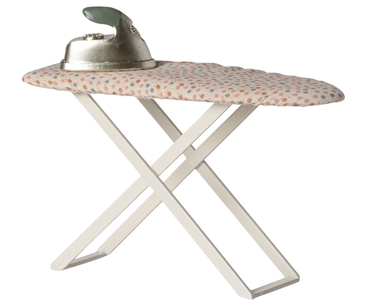 Maileg mouse iron and ironing board, pink