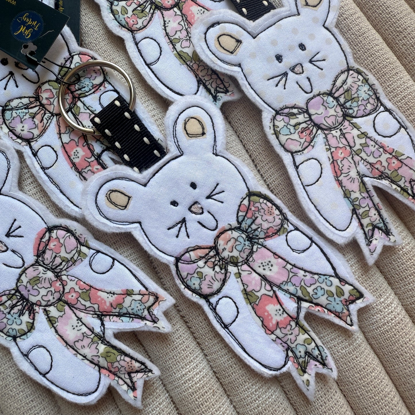 Girl Friday Embroidery Mouse Keyring with Liberty Bow (Exclusive)