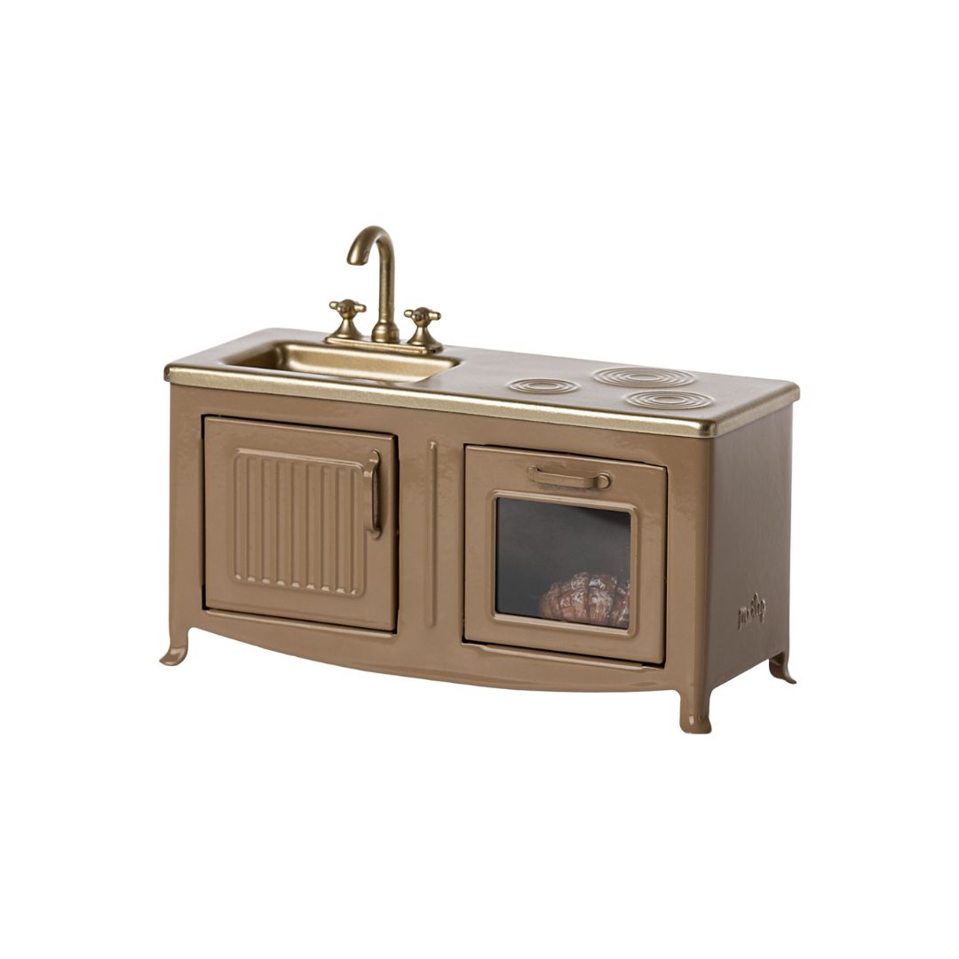 Maileg brown dollshouse collection in a natural brown colour