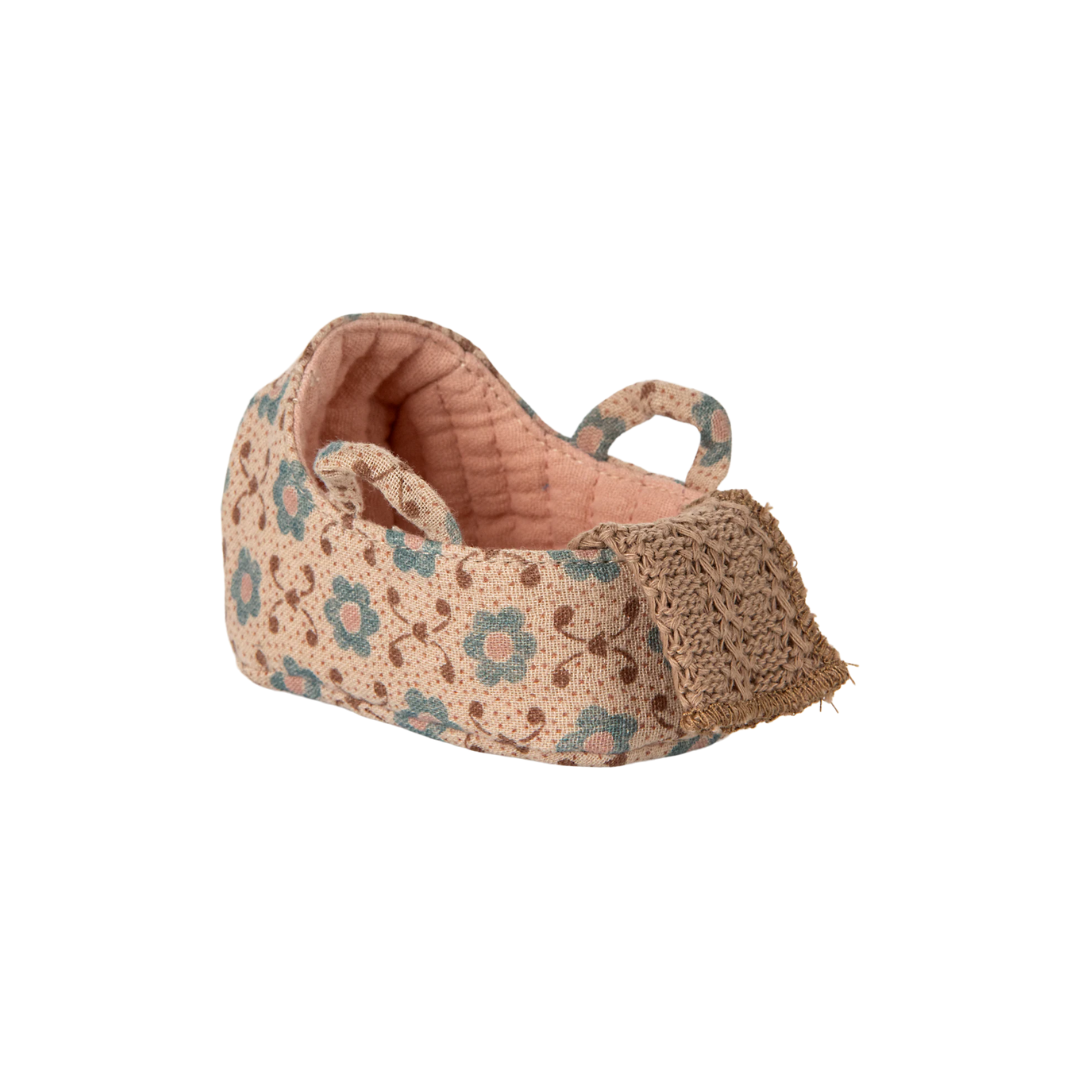 Maileg Carry cot, Baby mouse - Rose