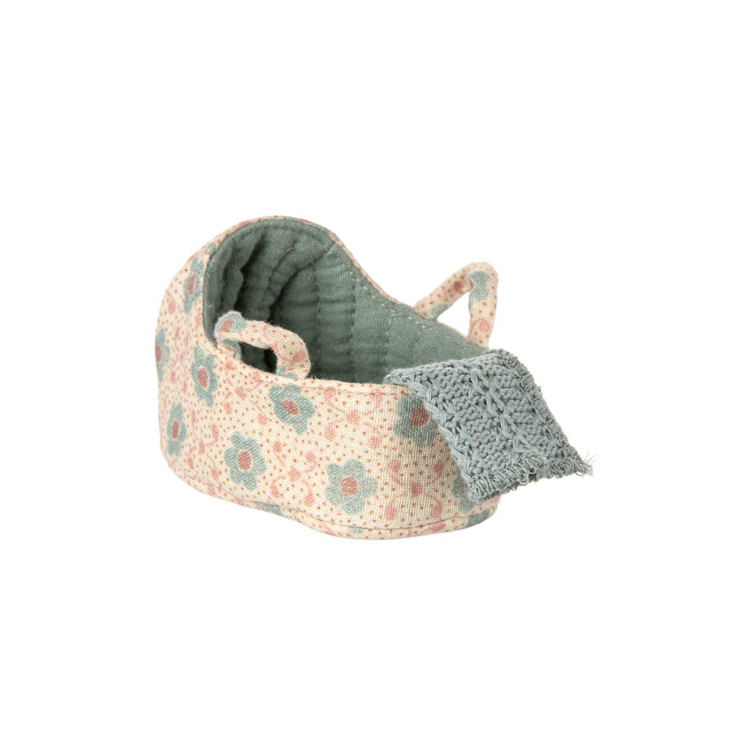 Maileg Carry cot, Baby mouse - Blue