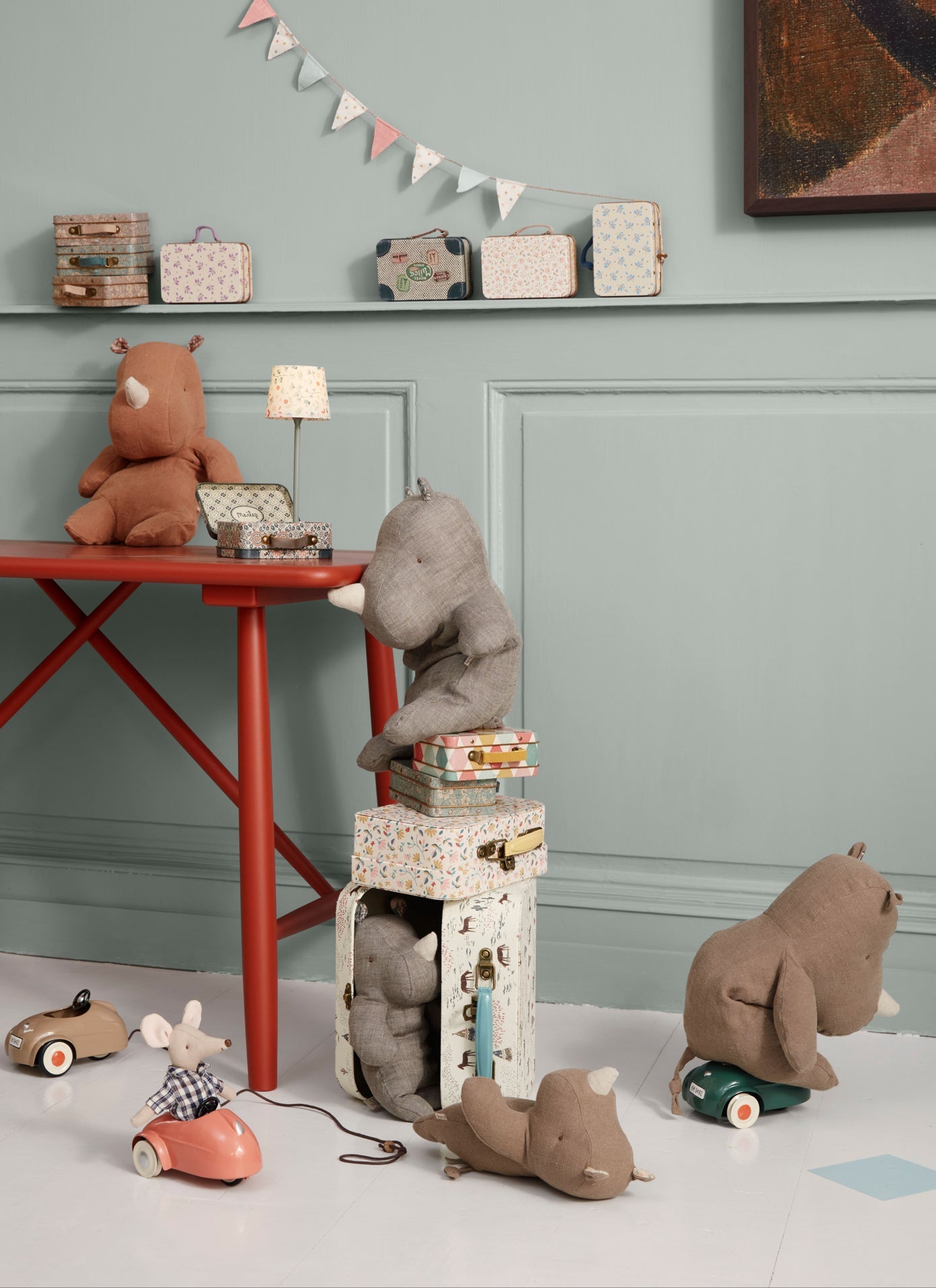 Maileg Metal Suitcase, Blossom Grey