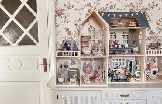 Big Christmas Gifts: Maileg Dollhouses for Endless Imagination