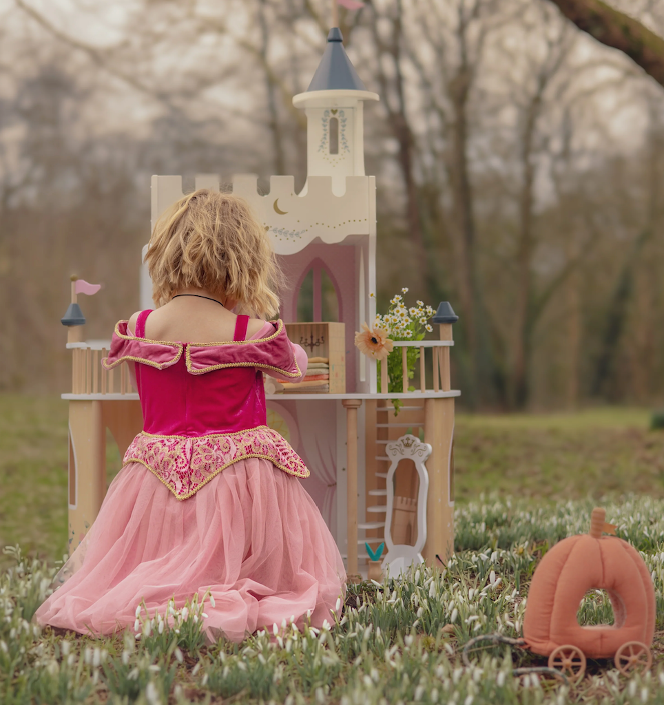 Meet the new Maileg AW25 Royal family, princess castle and pumpkin carriage