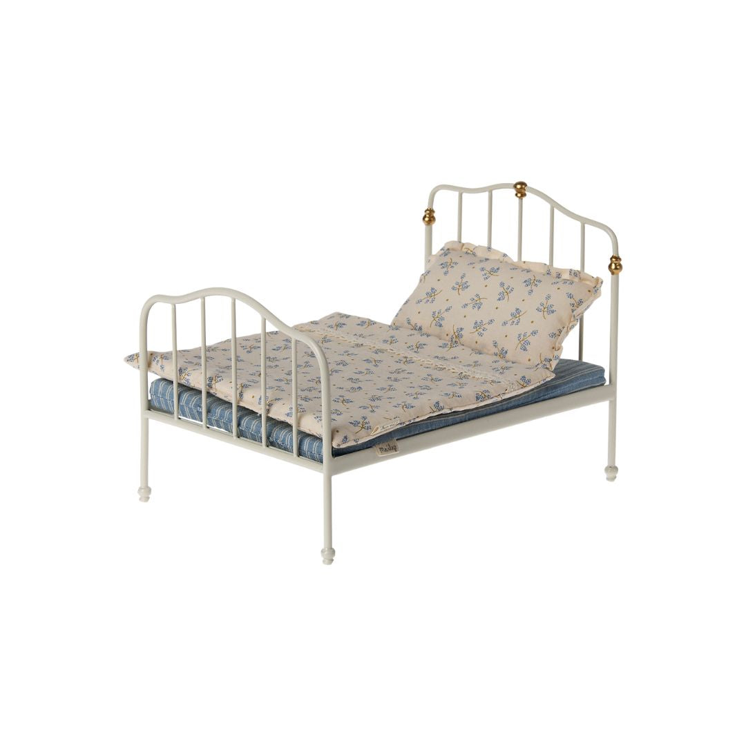 Maileg double bed perfect for mum and dad mouse with pretty Maileg bedding