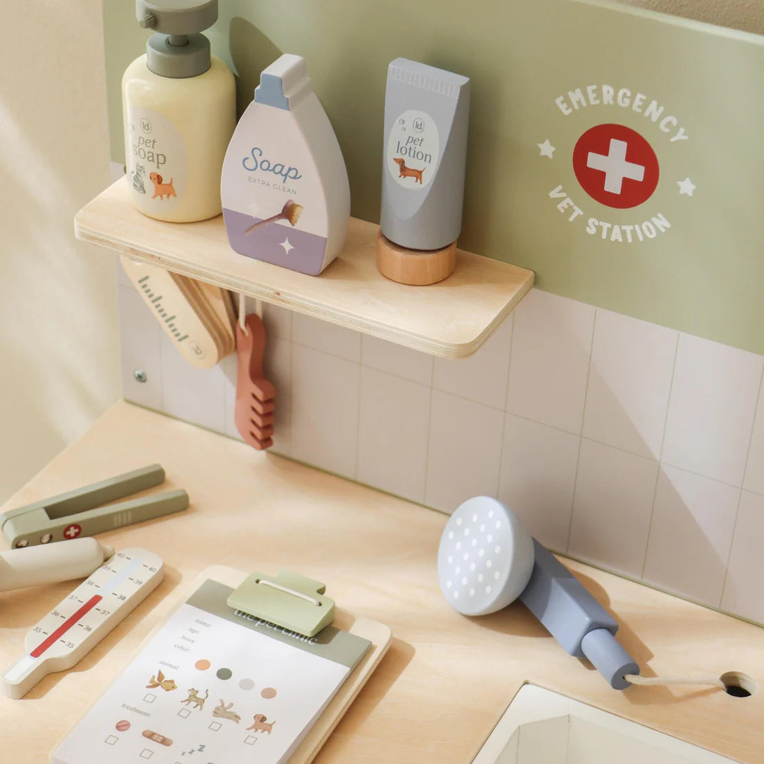 Little Dutch Wooden Veterinary Practice