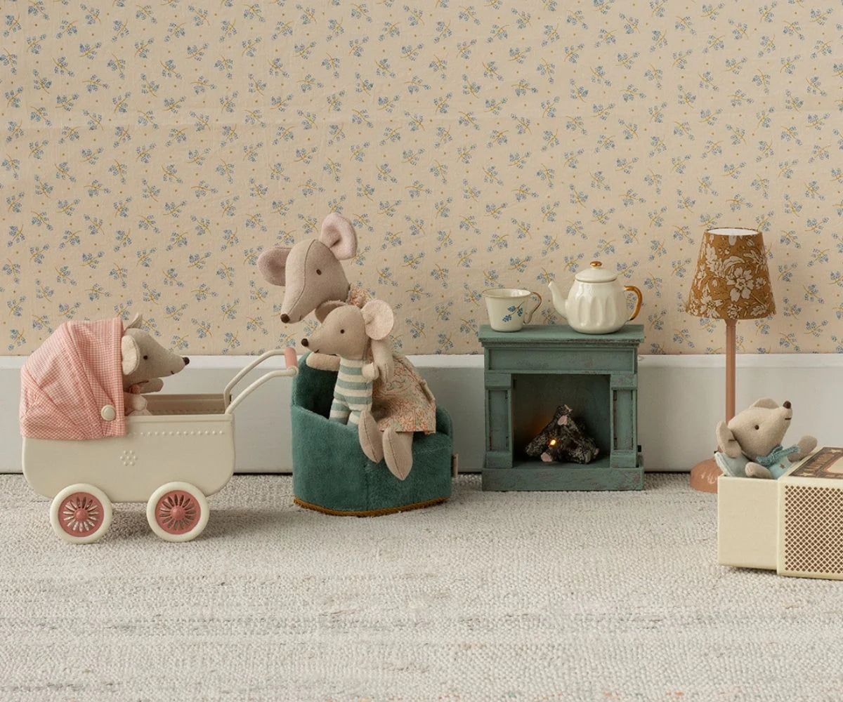 Maileg Mouse Fireplace, Blue