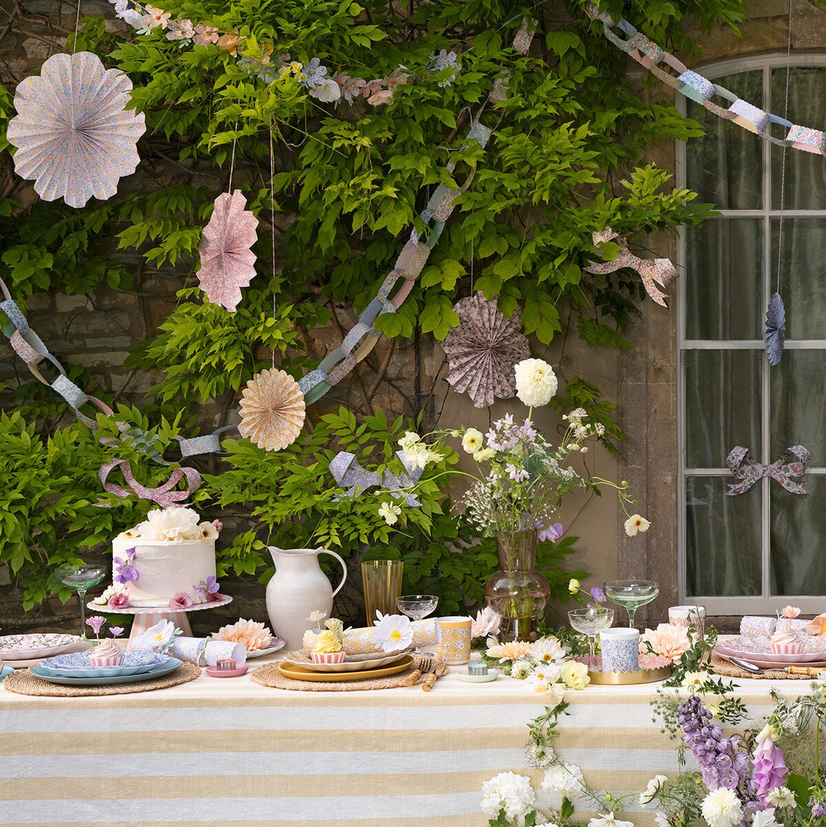 Meri Meri Meri Meri x Liberty Scalloped Paper Chains Set