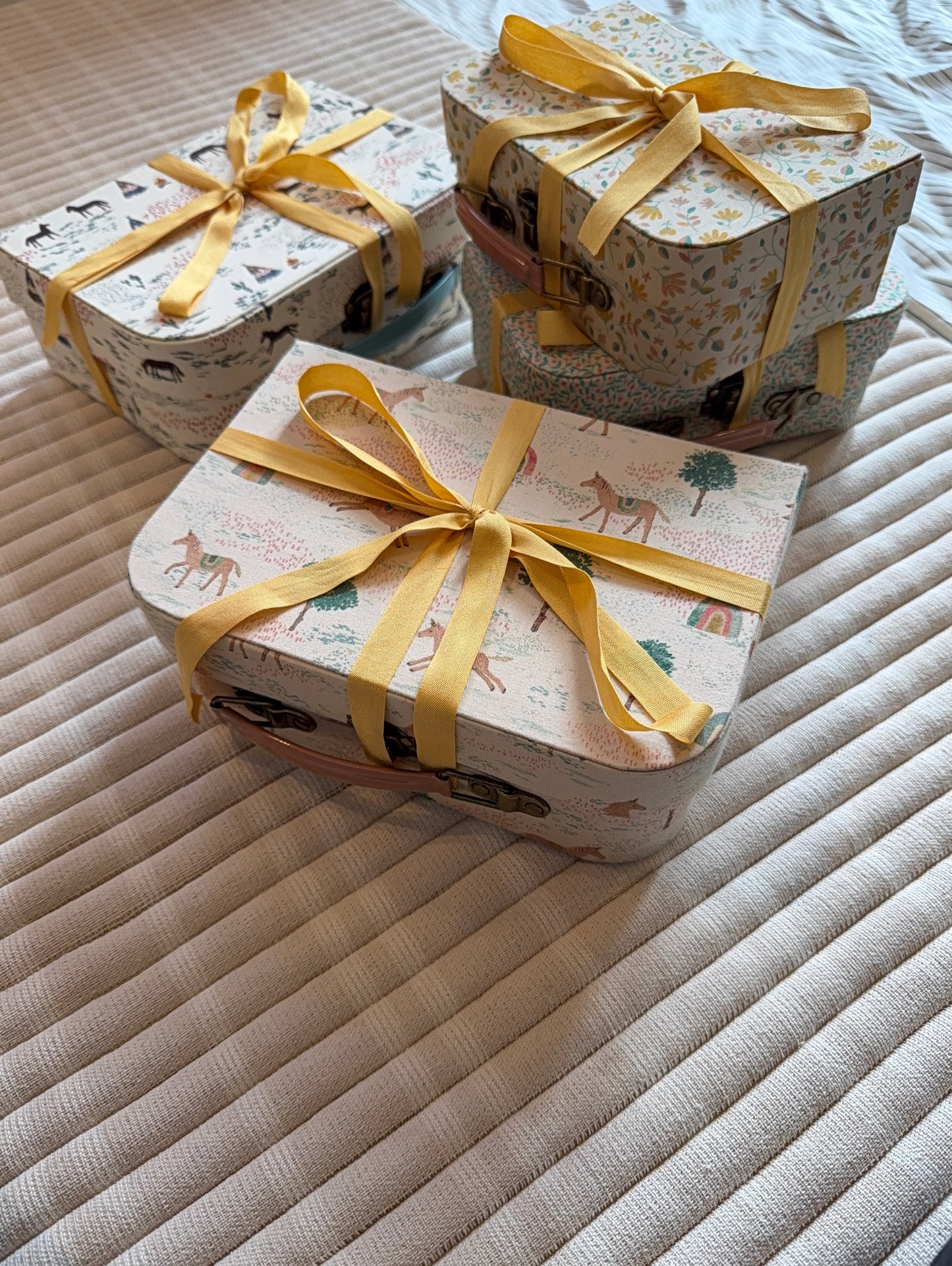 Unicorn Suitcase Gift Set