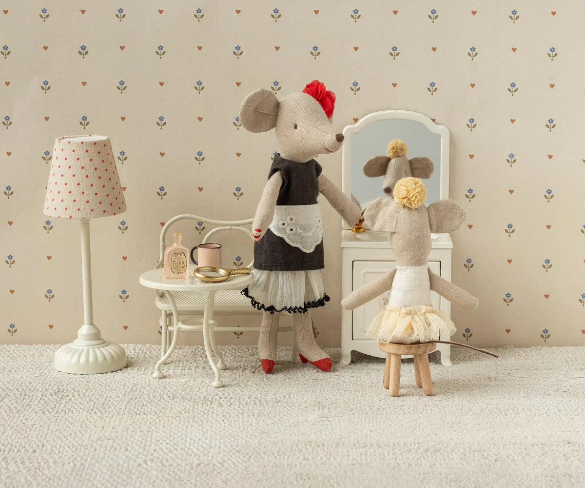 Maileg Beautician Mouse, Mum