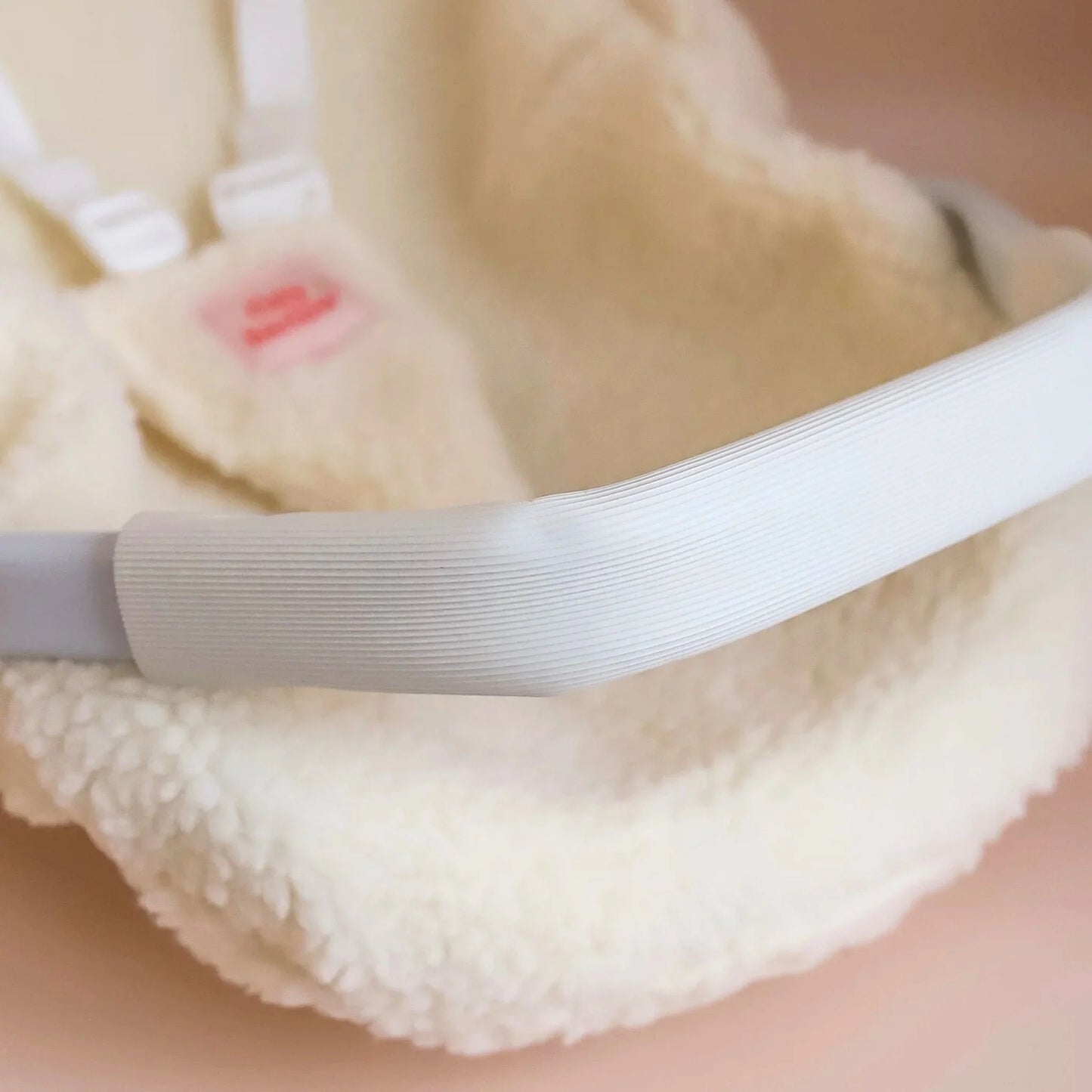 Tiny Harlow Car Seat - Sherpa