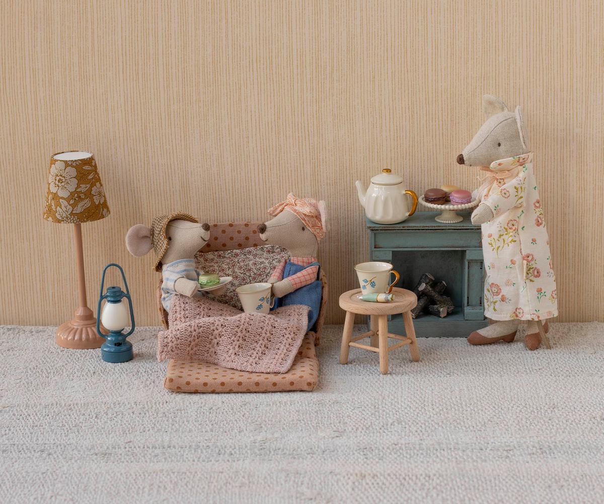 Maileg Mouse Fireplace, Blue