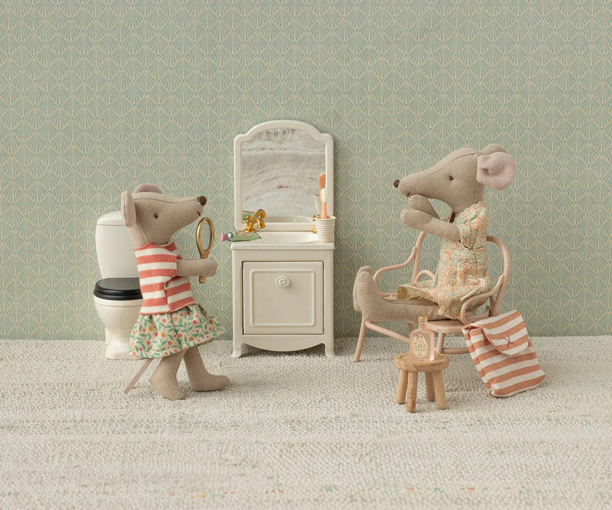 Maileg Toothbrush set in bag, Mouse - Coral stripe