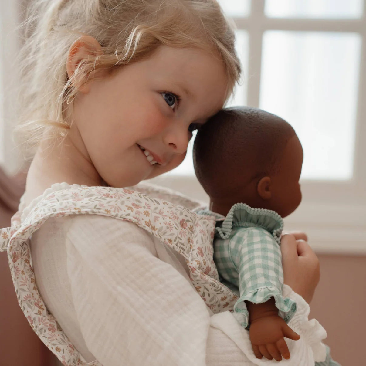 Little Dutch Doll Carrier