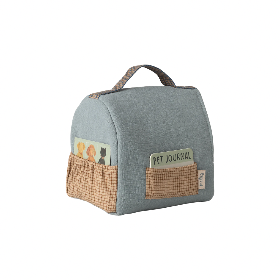 Maileg Pet carrier - Dusty blue