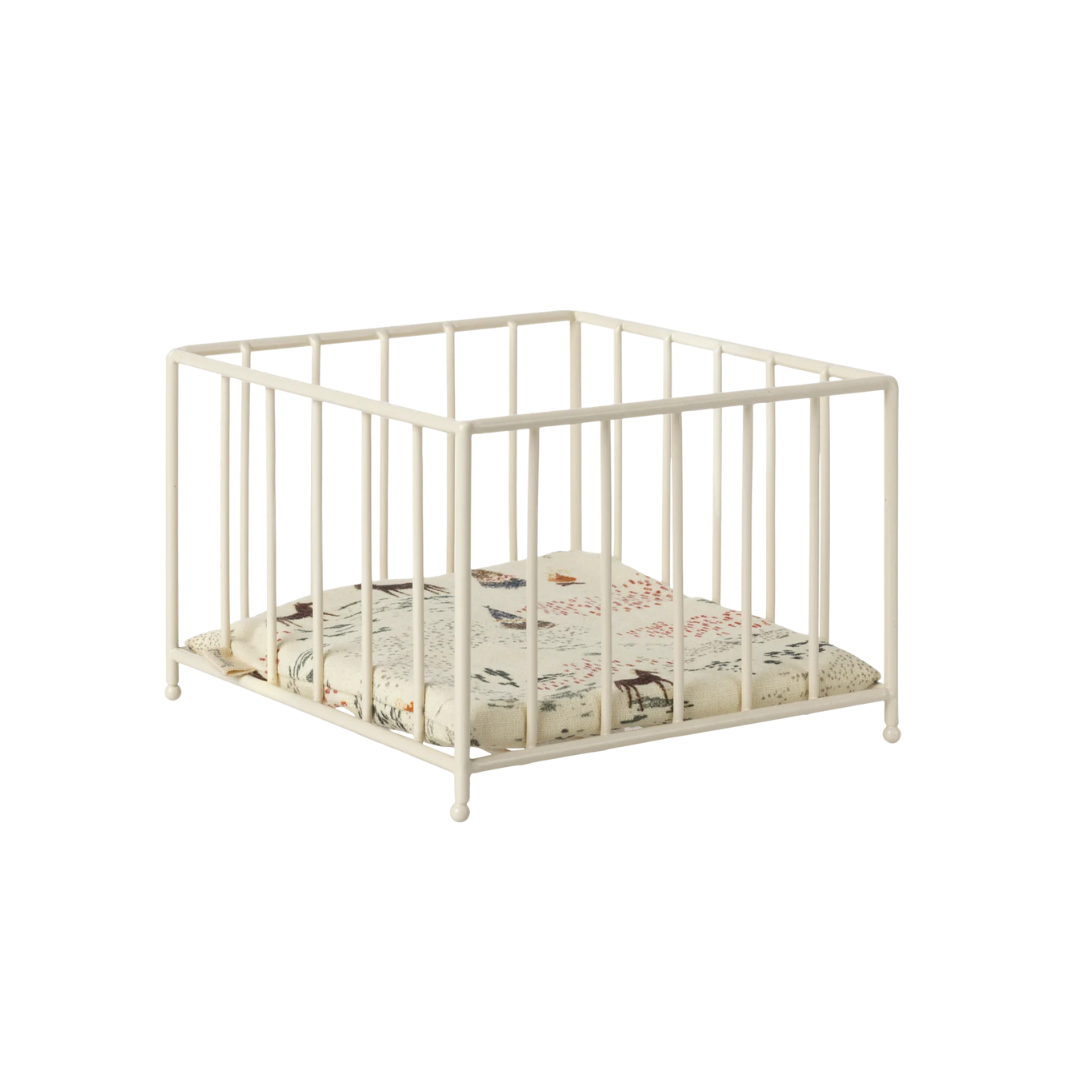 Maileg Baby Playpen - Micro